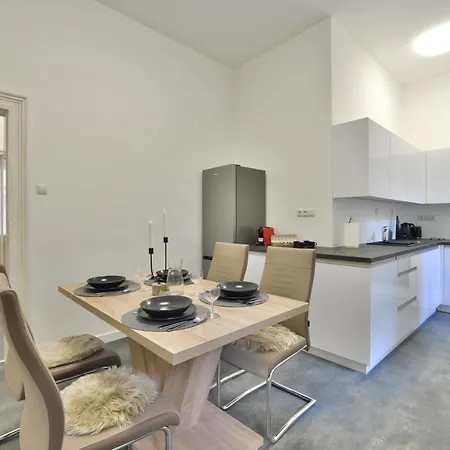 아파트 Central Newly Built Apartment, Aradi 부다페스트